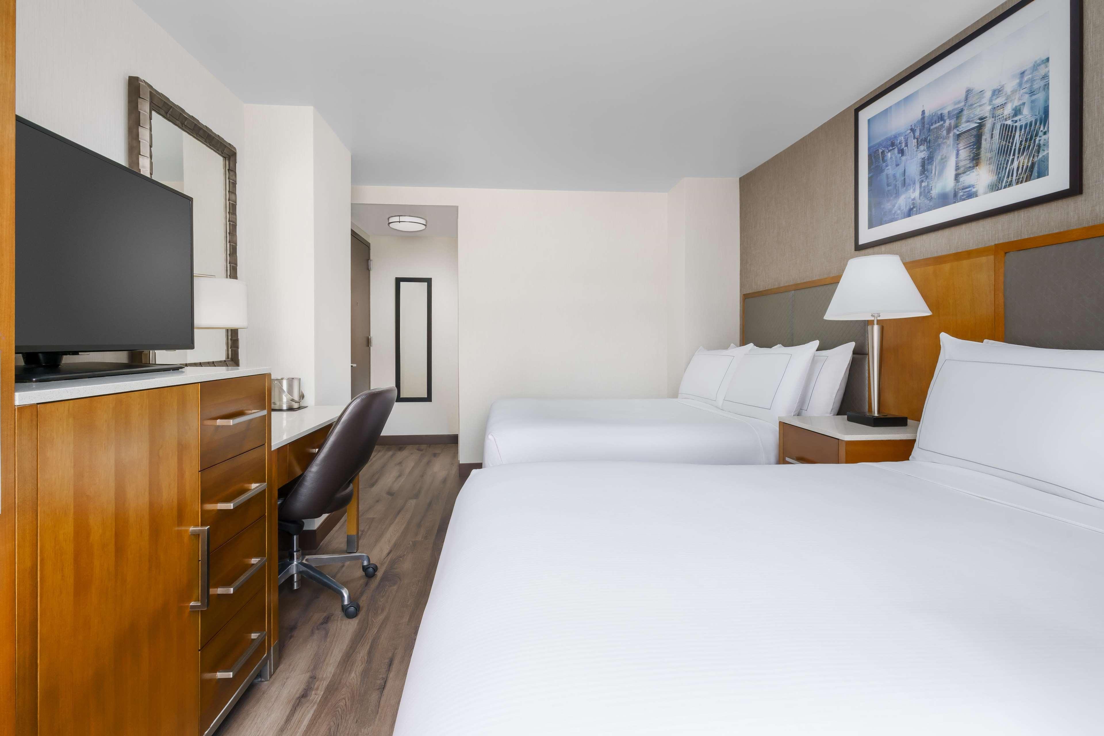 Doubletree By Hilton Hotel New York City - Chelsea Kültér fotó